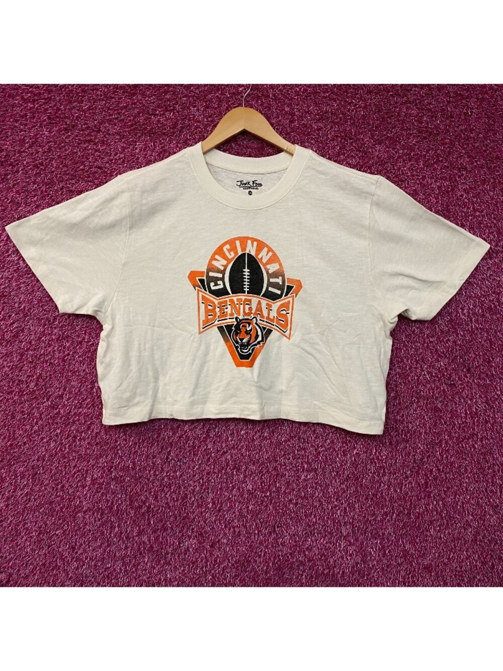 Junk Food Clothing Women's NFL Cincinnati Bengals Mock Neck Crop Tee 2XL